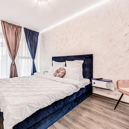 Ari Rose Apartment With Cozy Balcony Arad Exterior foto